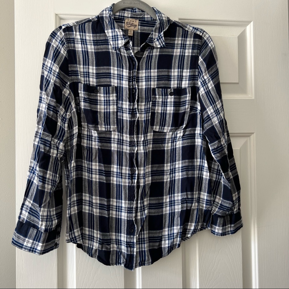 Como Vintage blue plaid shirt, medium
